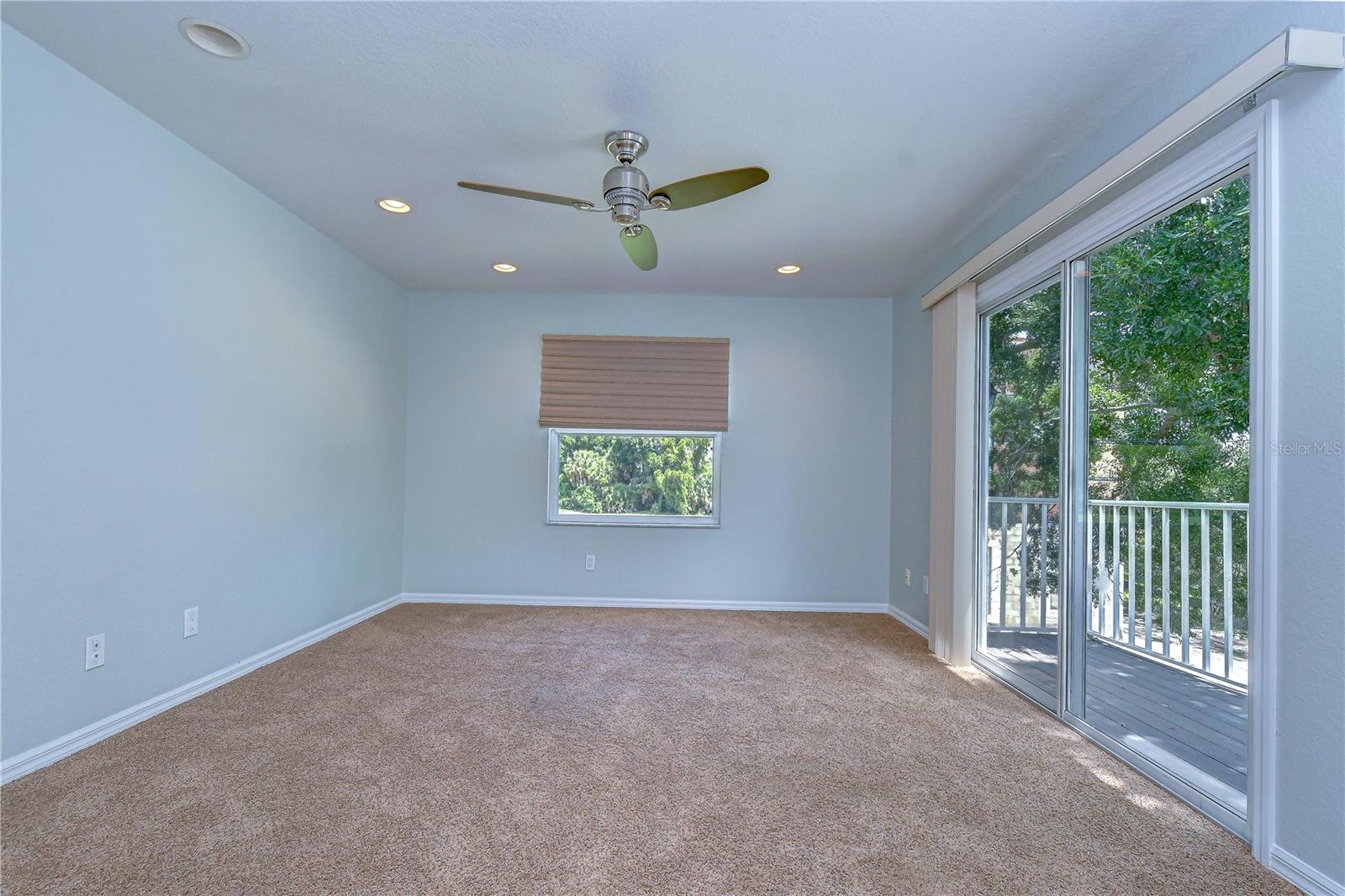 WILLOW GREENS - Residential