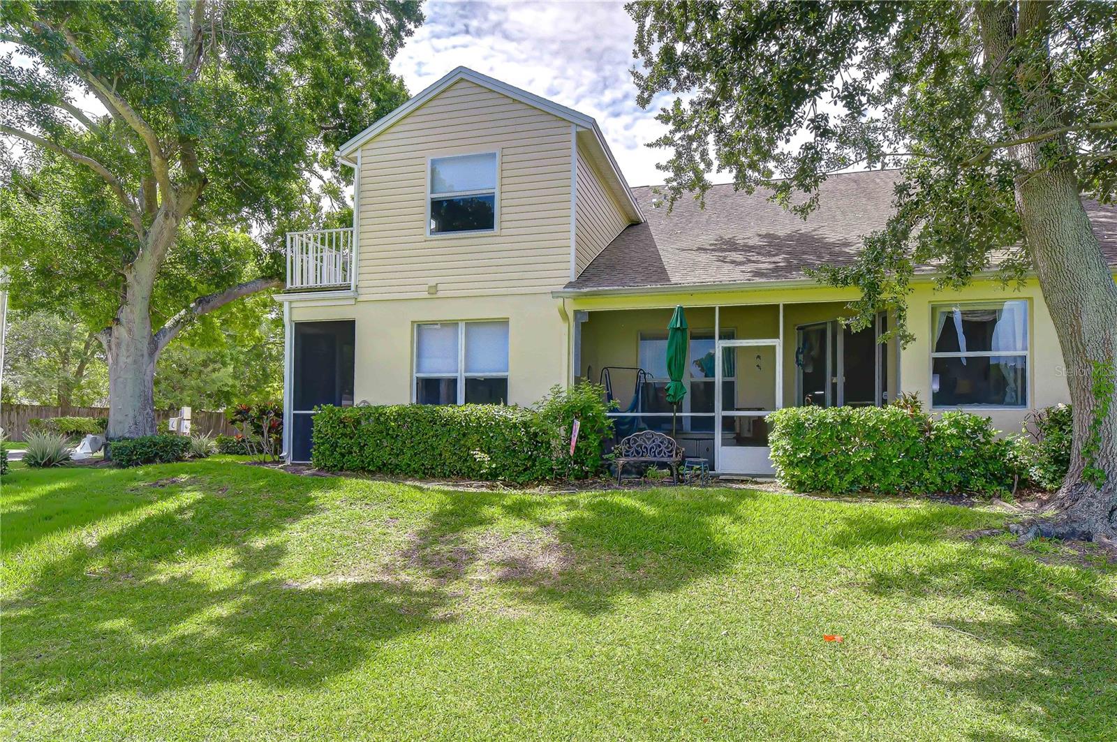 WILLOW GREENS - Residential