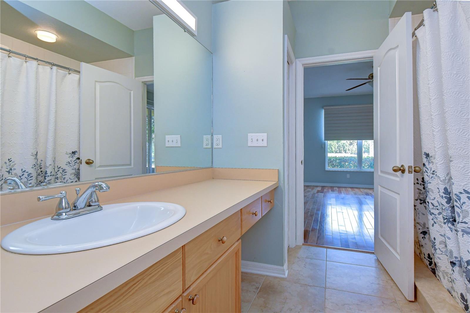 WILLOW GREENS - Residential