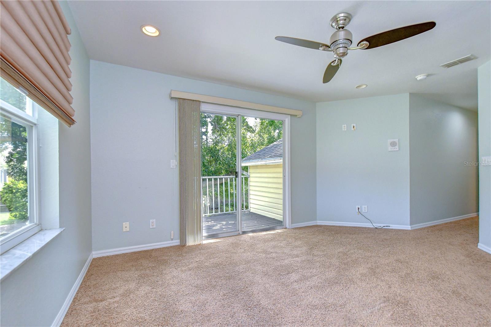 WILLOW GREENS - Residential
