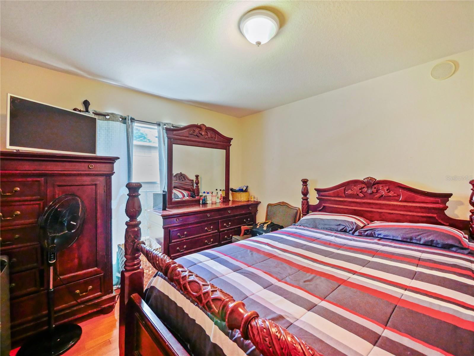 LA JOYA COVE - Residential