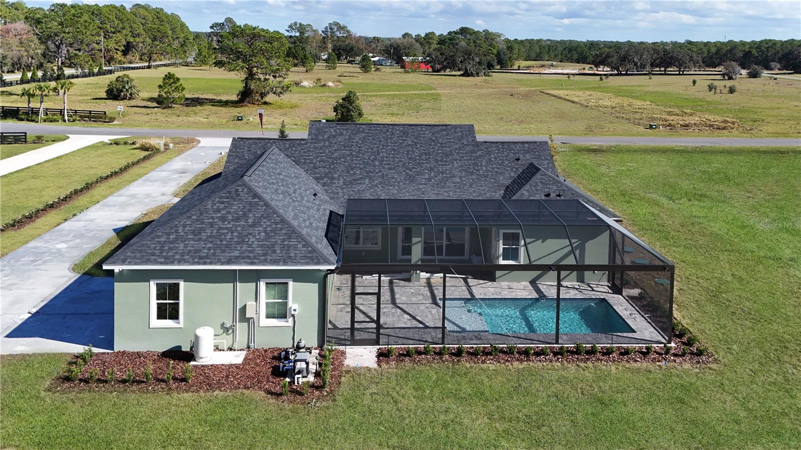 SHORELINE RANCH - Residential