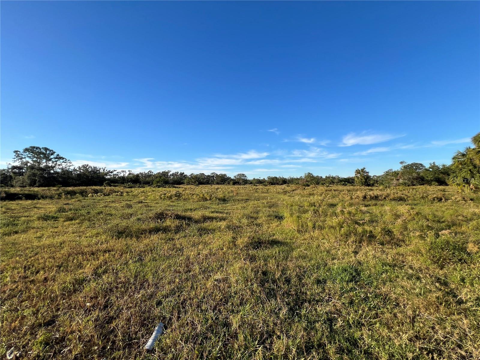 ACREAGE - Land