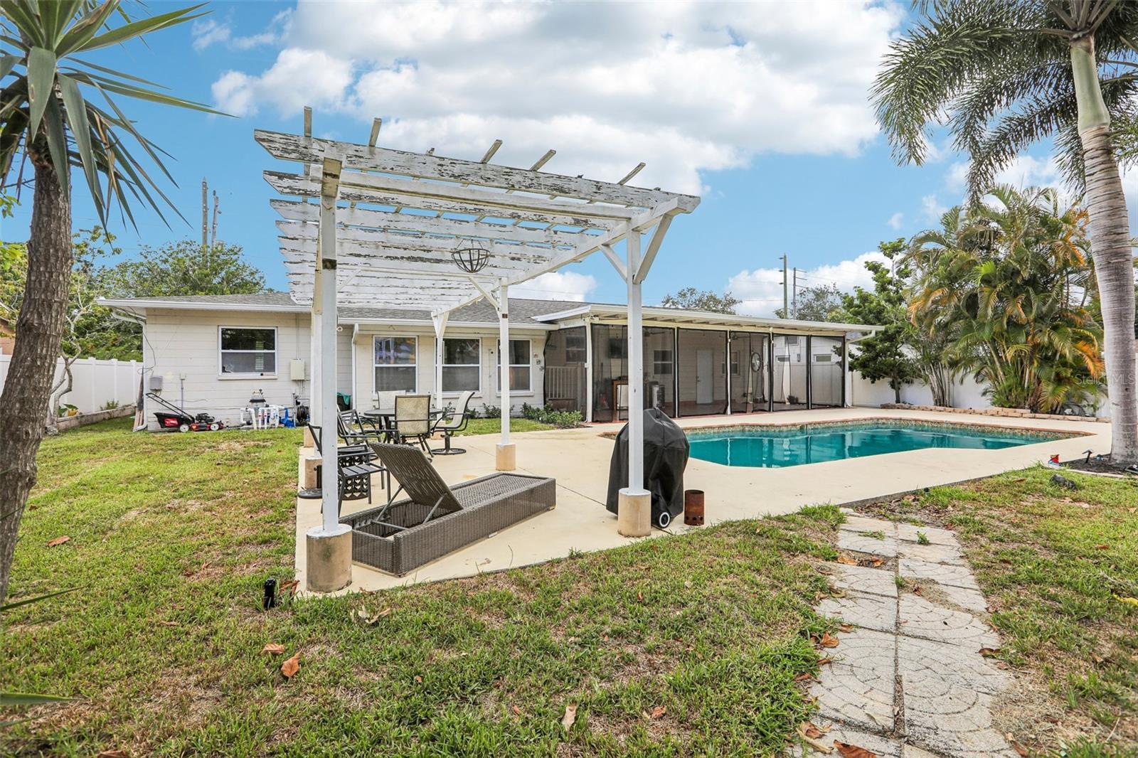 DISSTON HIGHVIEW SUB - Residential