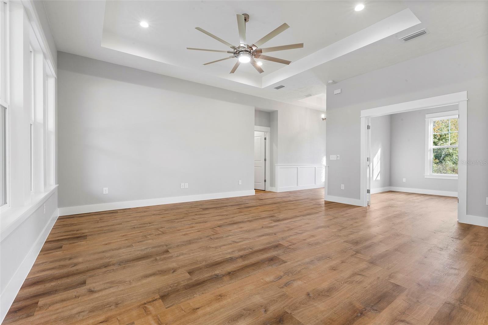KIMBERLY OAKS - Residential