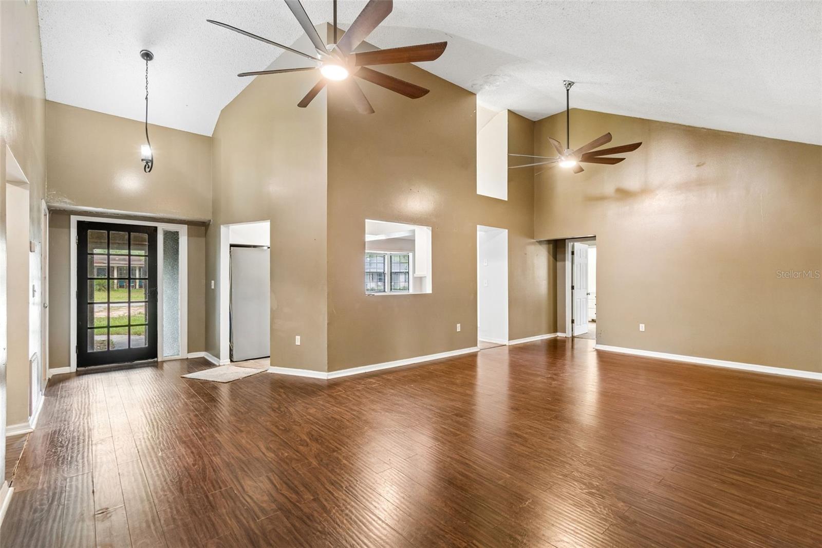 INVERNESS HIGHLANDS WEST - Residential
