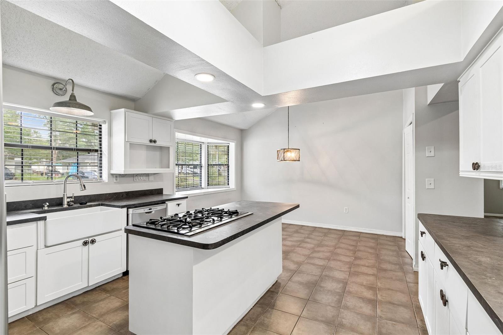 INVERNESS HIGHLANDS WEST - Residential