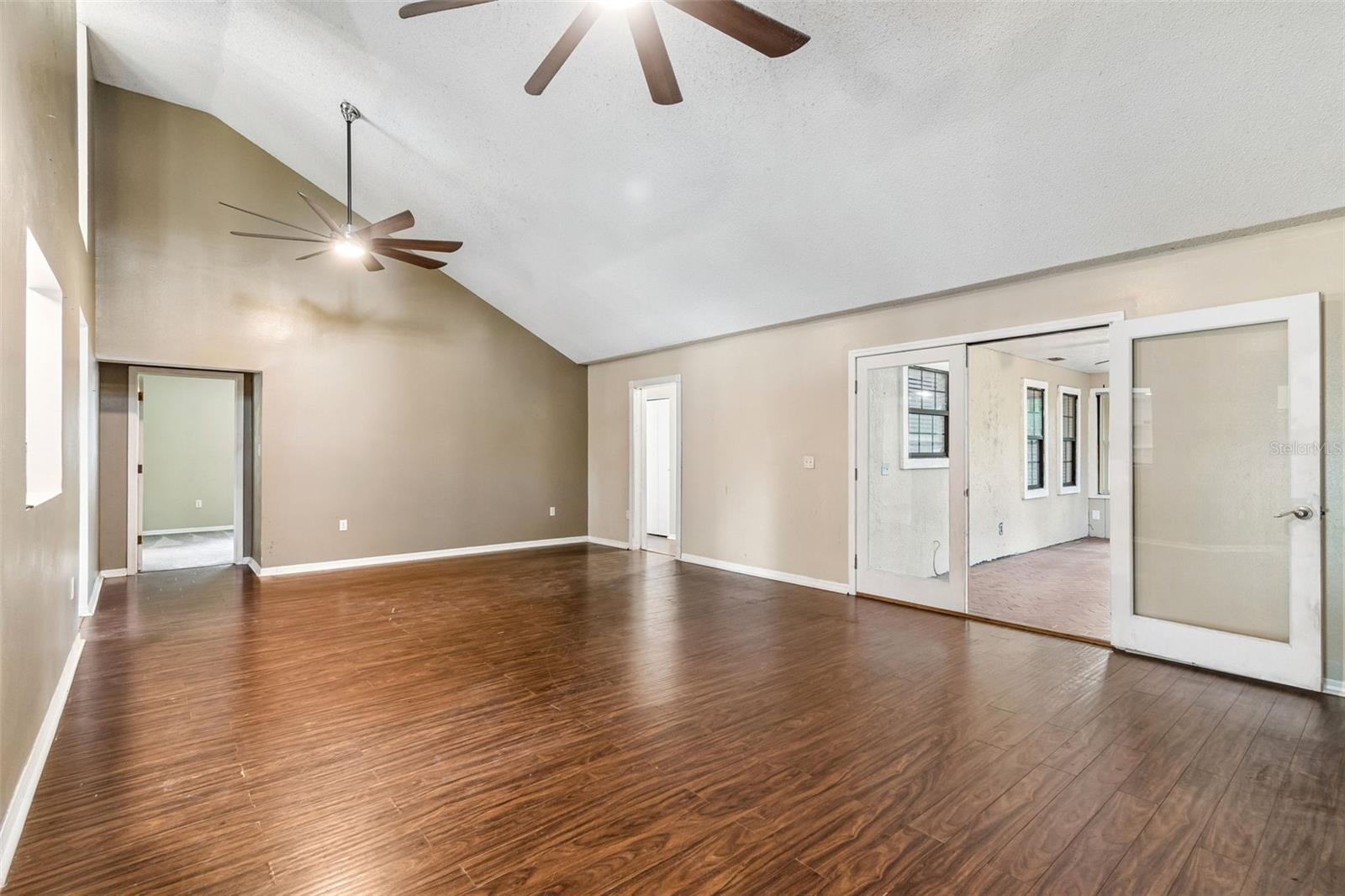 INVERNESS HIGHLANDS WEST - Residential