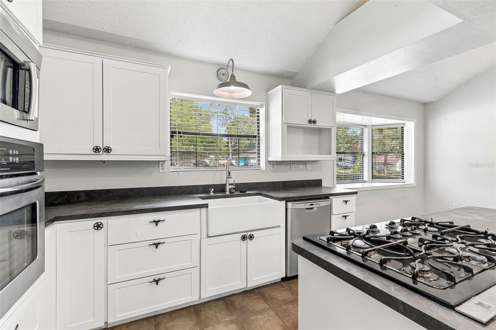 INVERNESS HIGHLANDS WEST - Residential