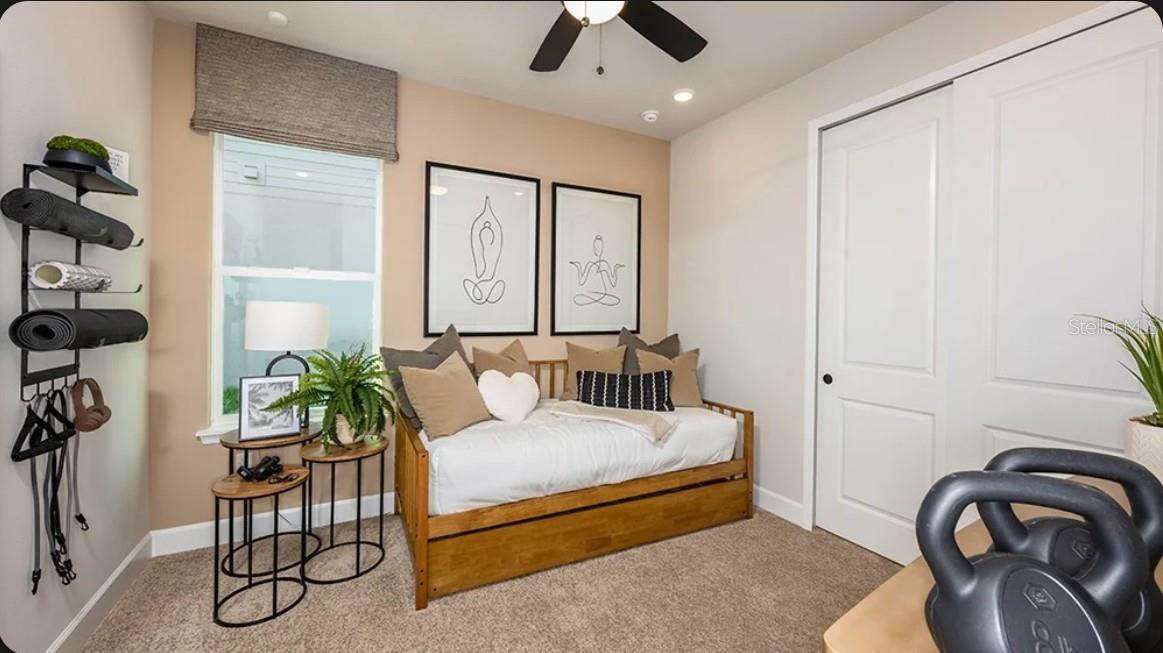 HILLCREST - Residential