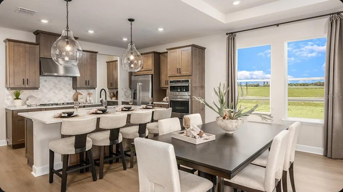 HILLCREST - Residential