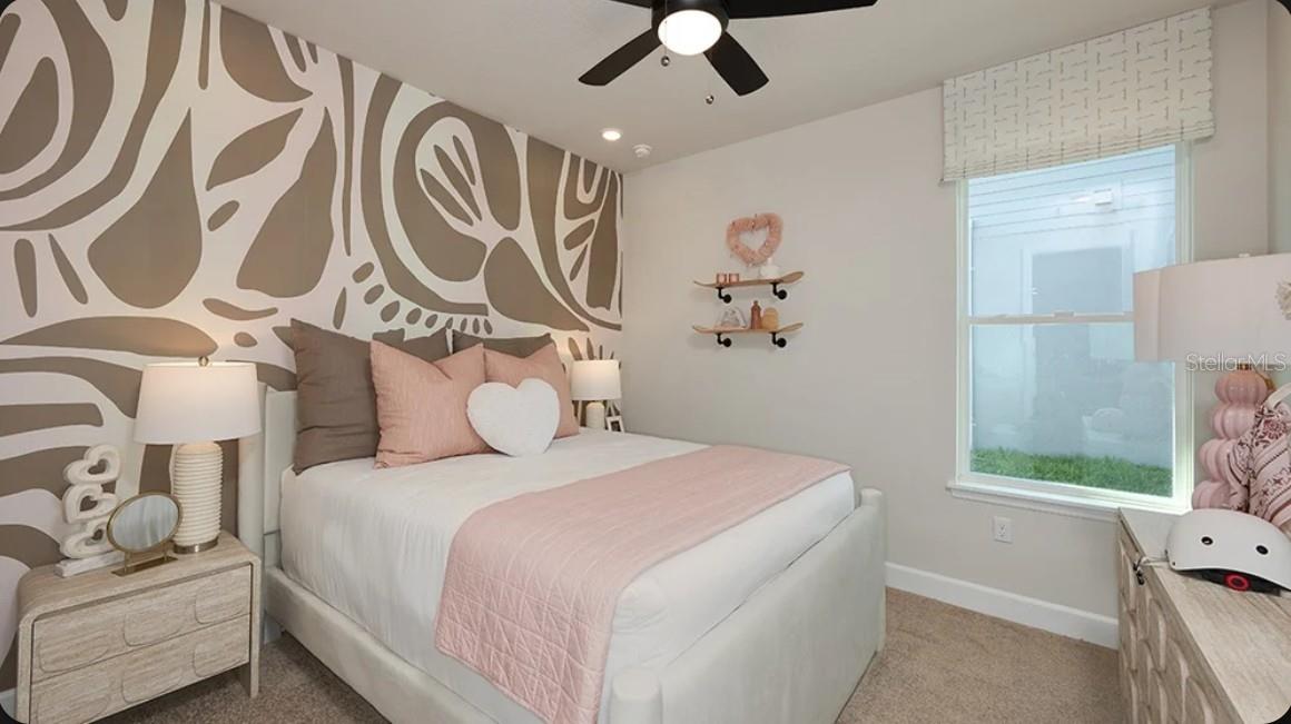 HILLCREST - Residential