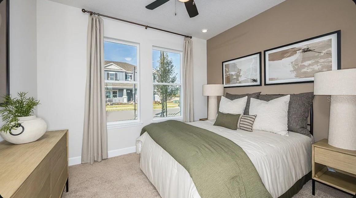 HILLCREST - Residential