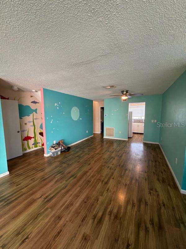 ISLAND CLUB OF TARPON - Residential