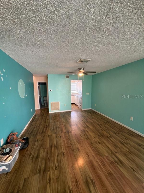 ISLAND CLUB OF TARPON - Residential