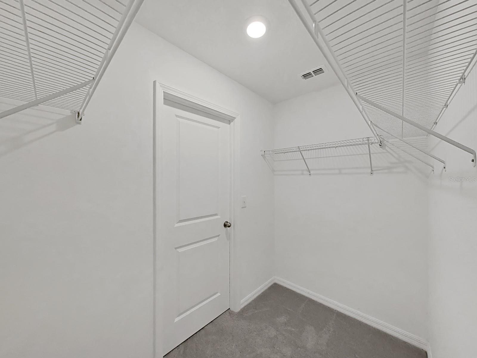 LAKESIDE PH 4 - Residential