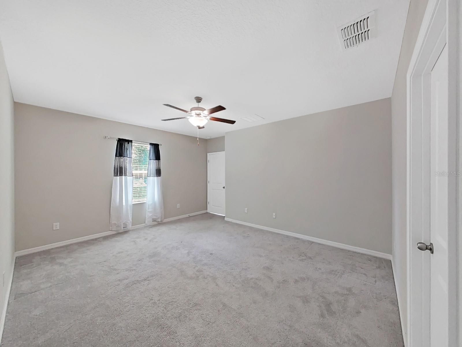 LAKESIDE PH 4 - Residential