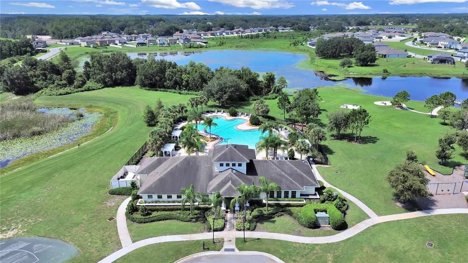 LAKESIDE PH 4 - Residential