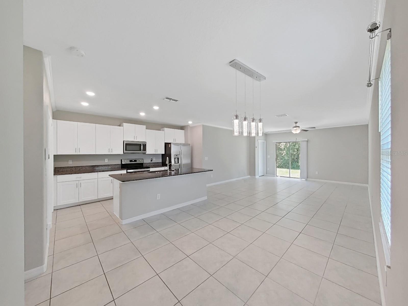 LAKESIDE PH 4 - Residential