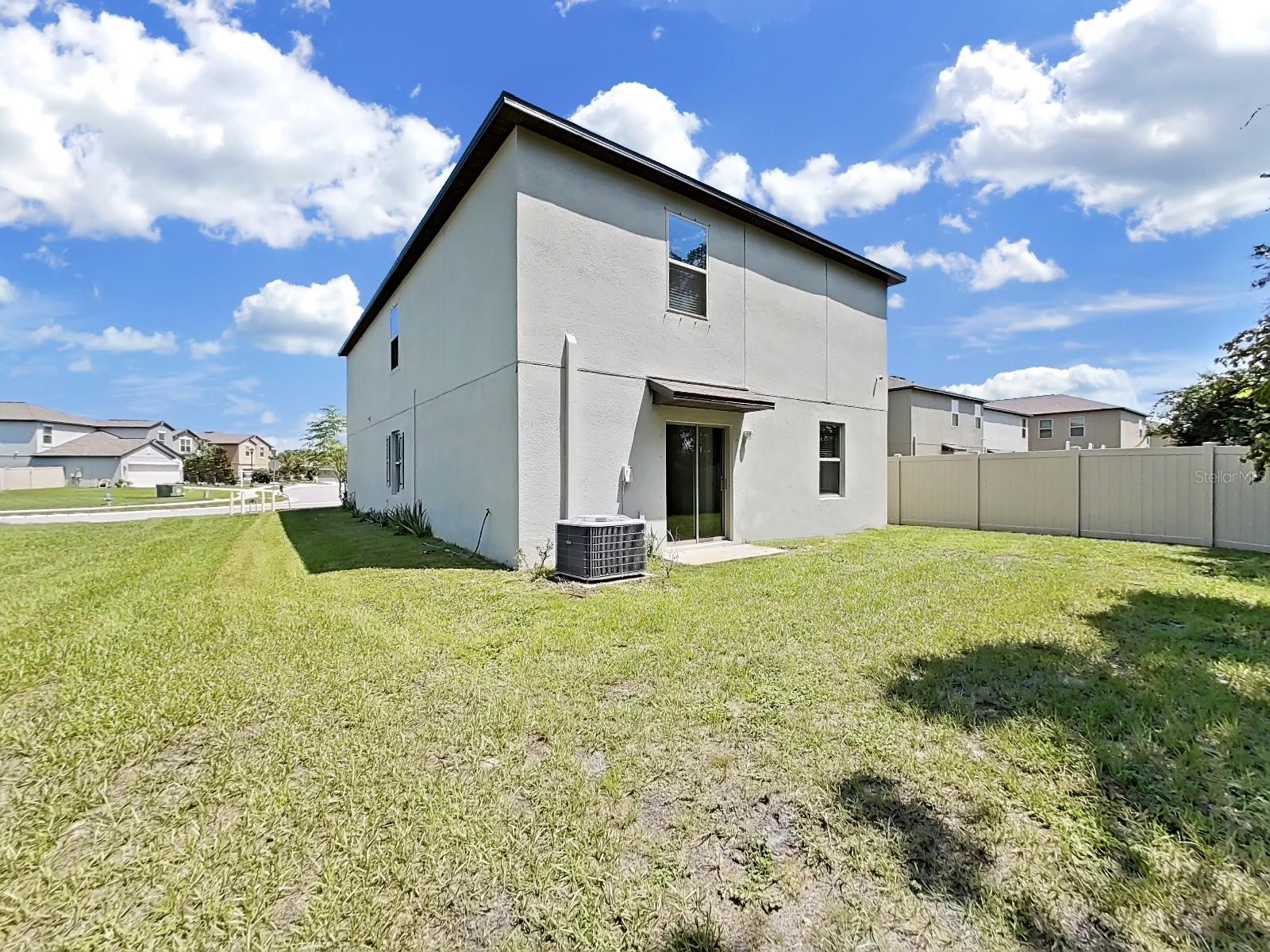 LAKESIDE PH 4 - Residential