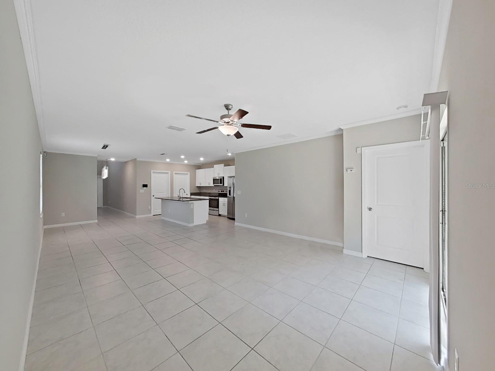 LAKESIDE PH 4 - Residential