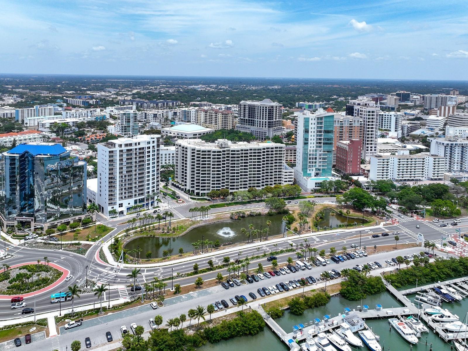 BAY PLAZA - Residential