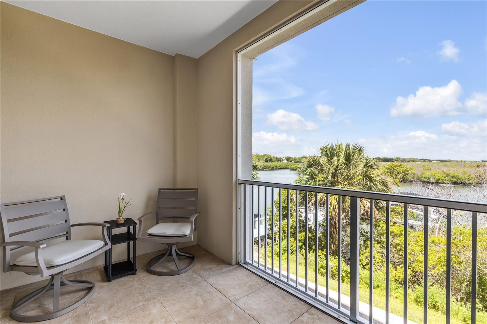 RIVERWALK/CORONADO ISLAND-BLDG - Residential