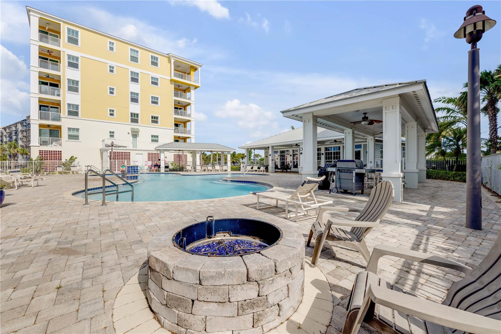 RIVERWALK/CORONADO ISLAND-BLDG - Residential
