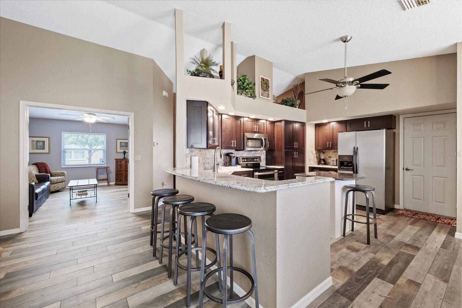 07 SPGS GOLF & CNTRY CLUB VILLAS CONDO - Residential