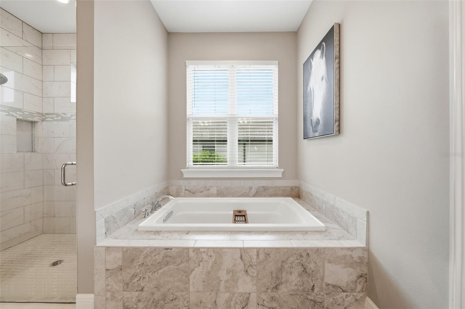 BELLECHASE VILLAS - Residential