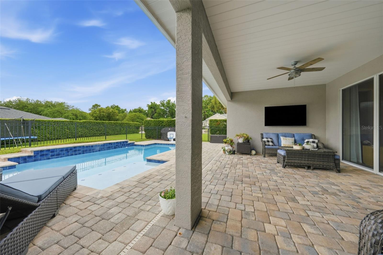 BELLECHASE VILLAS - Residential