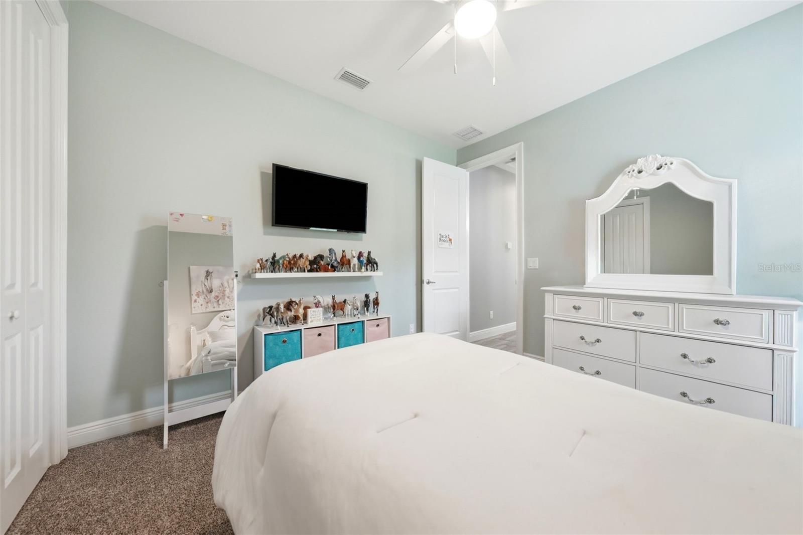 BELLECHASE VILLAS - Residential