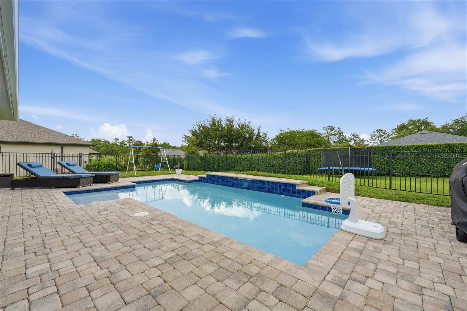 BELLECHASE VILLAS - Residential