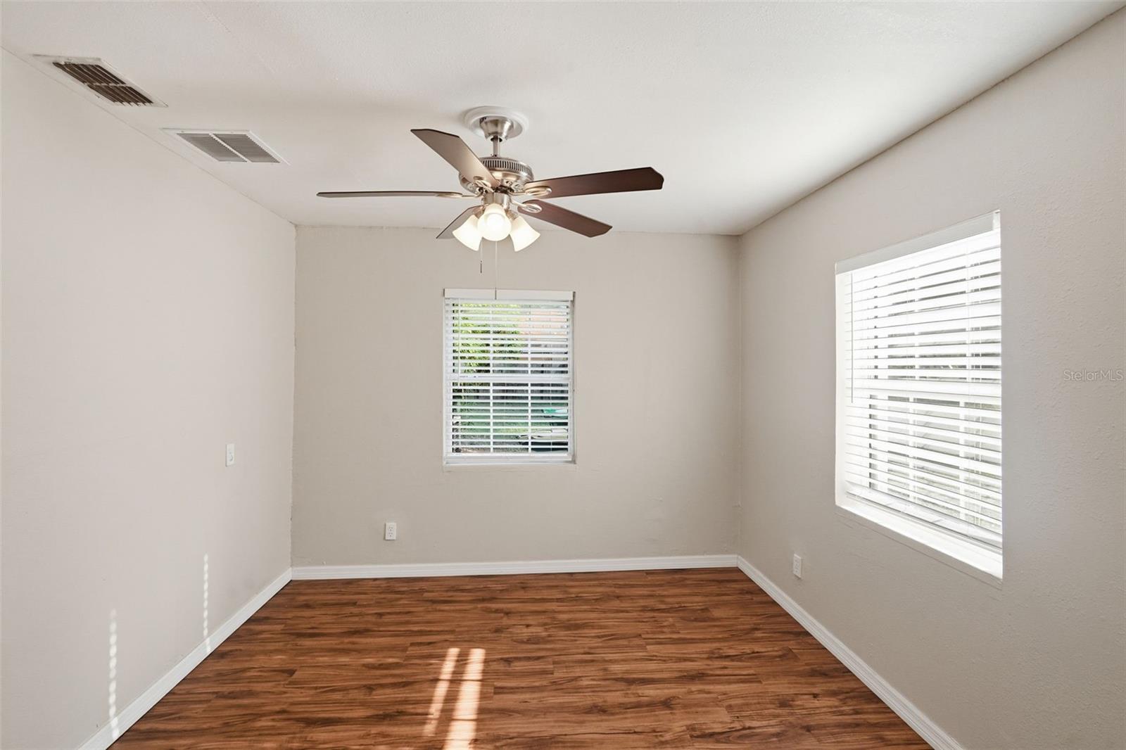FRUITLAND PARK - Residential