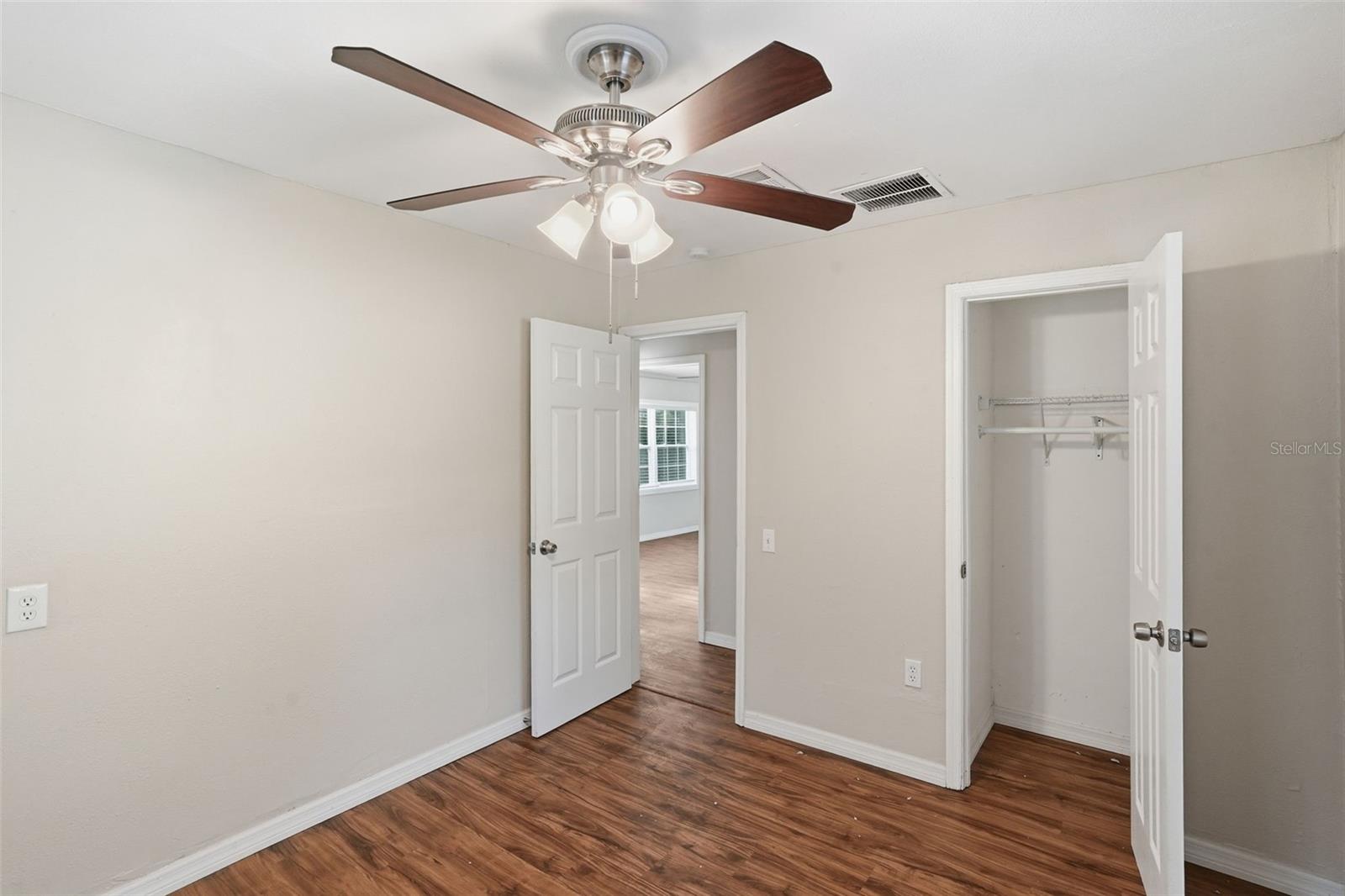 FRUITLAND PARK - Residential