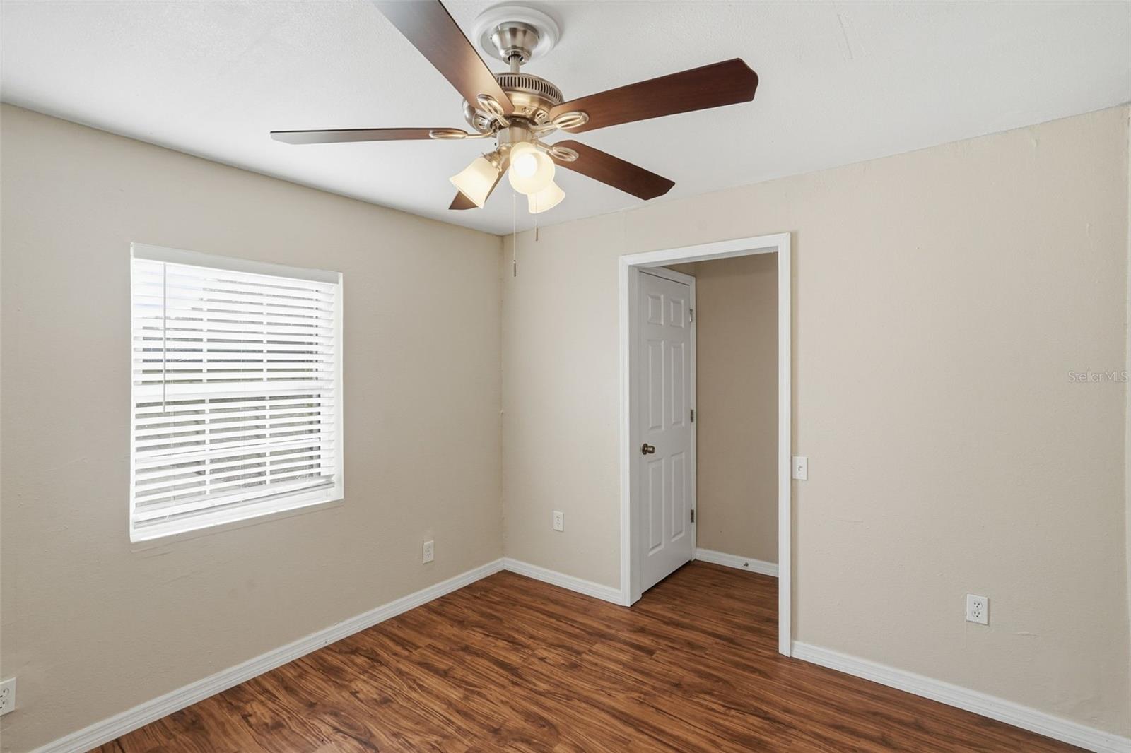 FRUITLAND PARK - Residential