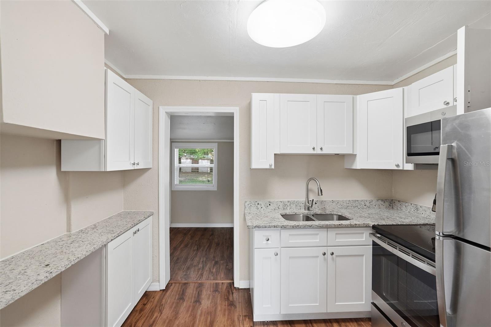 FRUITLAND PARK - Residential