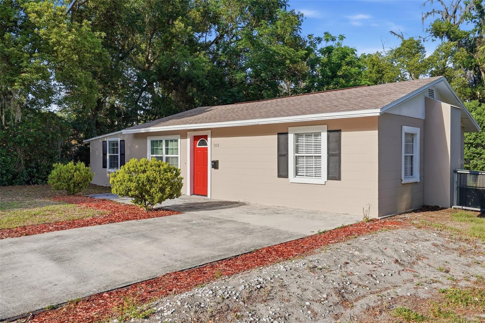 FRUITLAND PARK - Residential