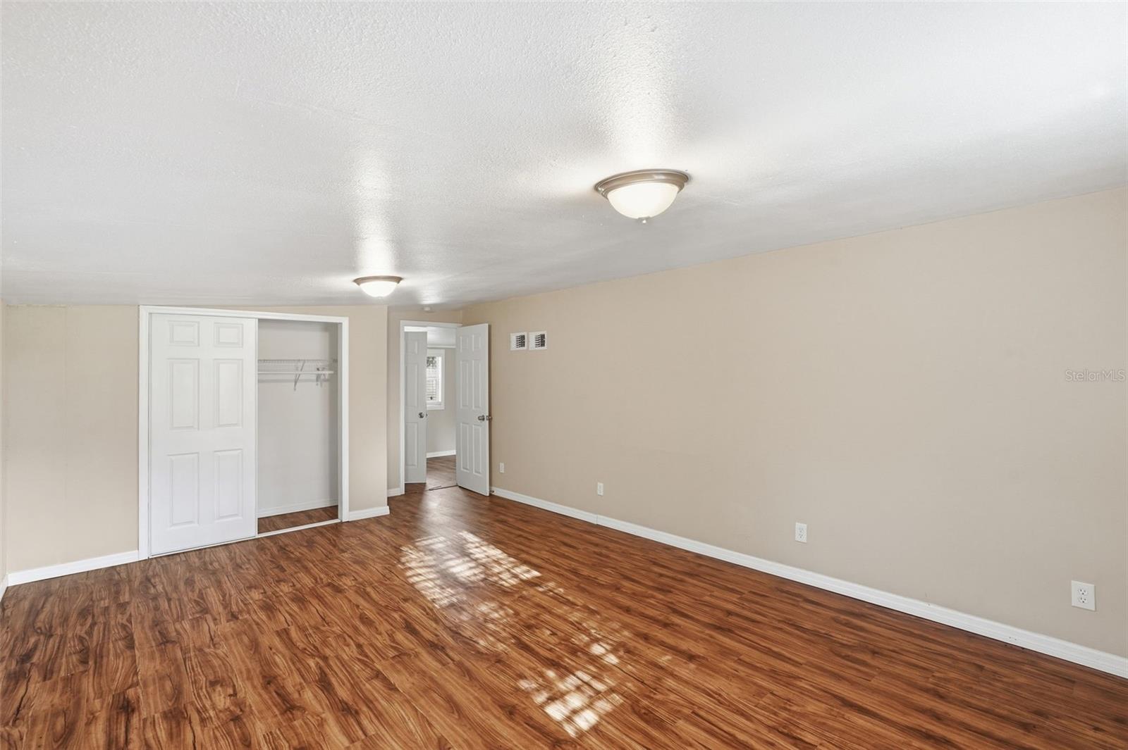 FRUITLAND PARK - Residential
