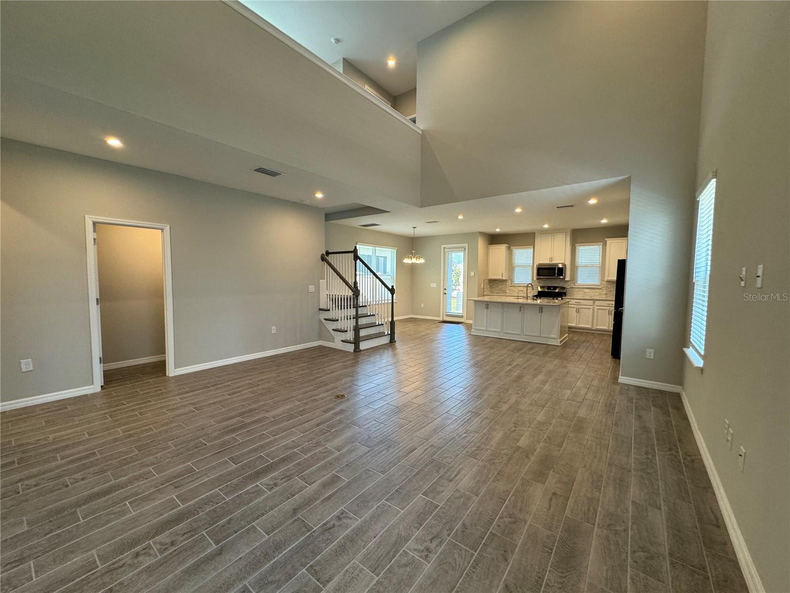 RIVER LNDG PH 1A1-1A2 - Residential Lease