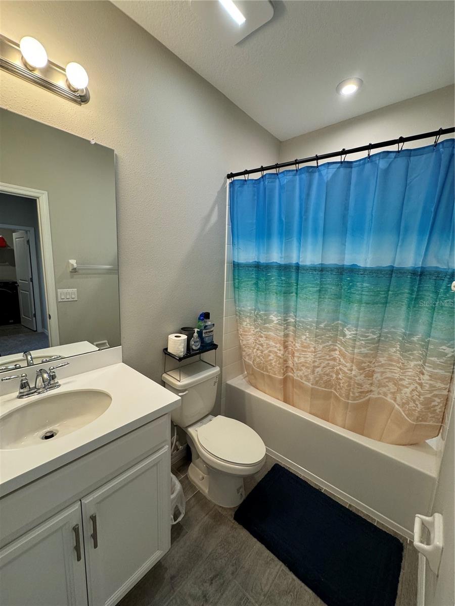 RIVER LNDG PH 1A1-1A2 - Residential Lease