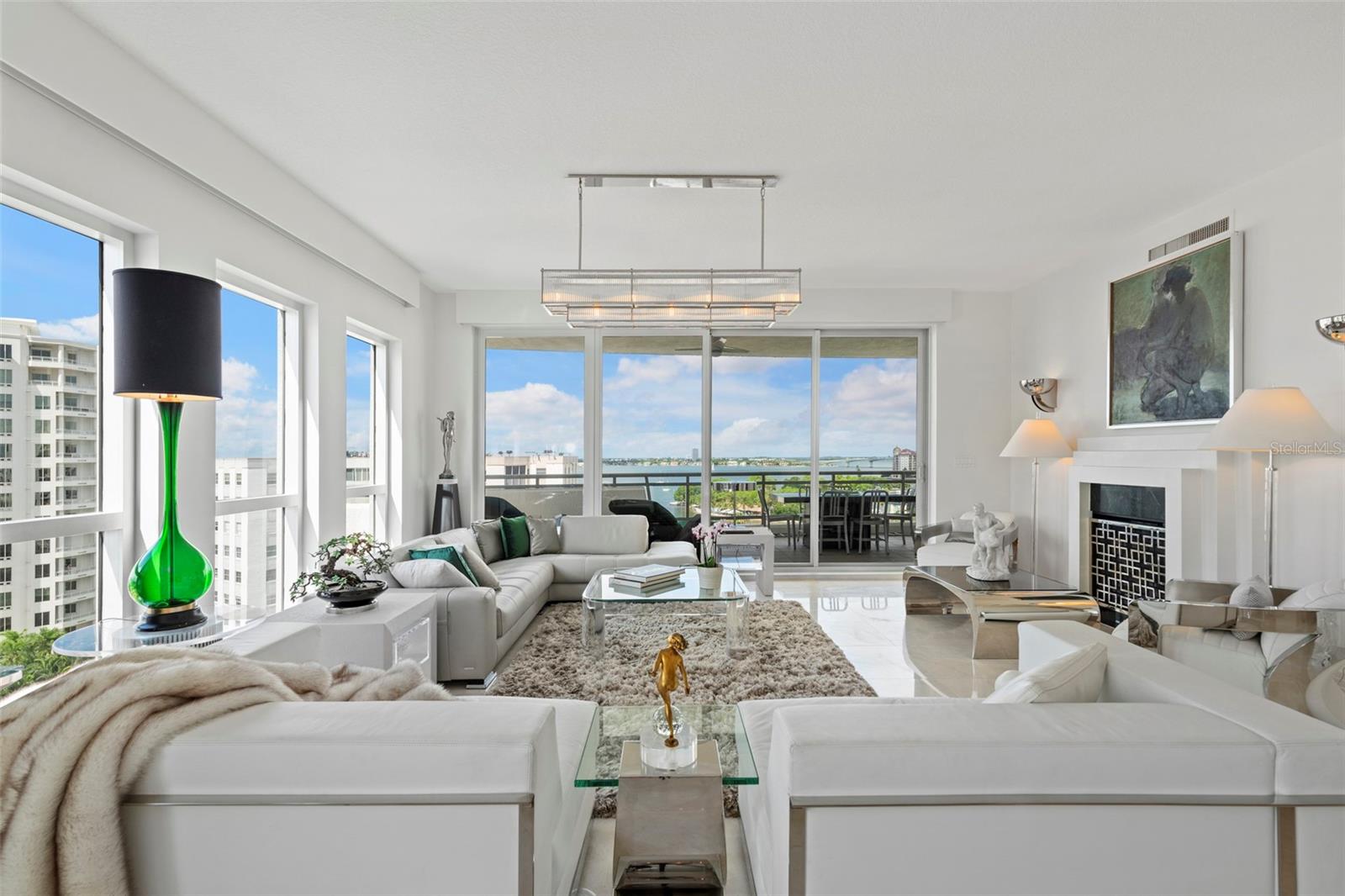 THE SAVOY ON PALM - Residential