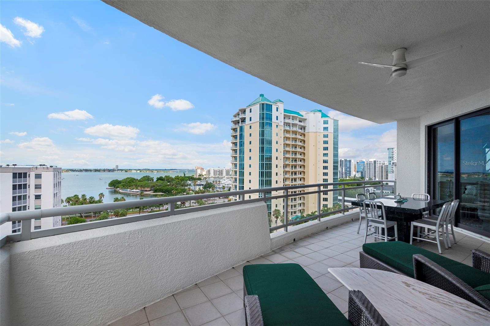 THE SAVOY ON PALM - Residential