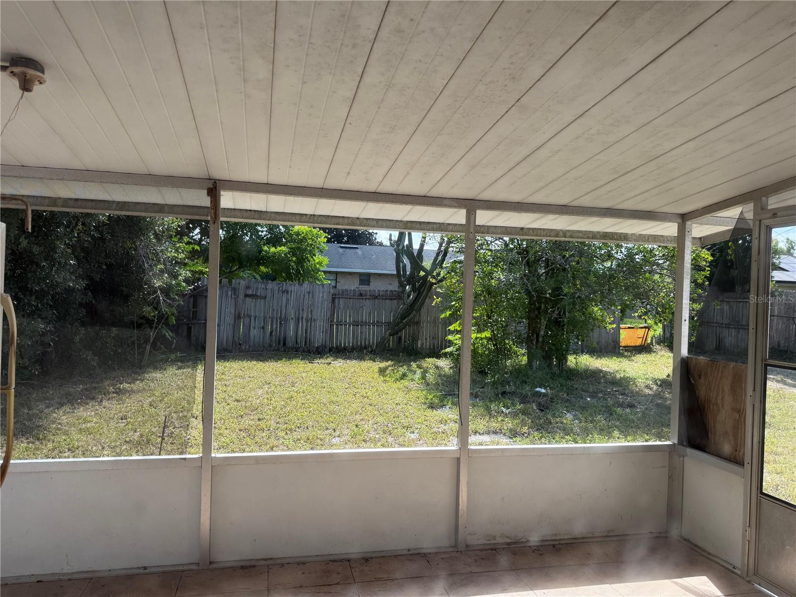 DELTONA LAKES UNIT 32 - Residential