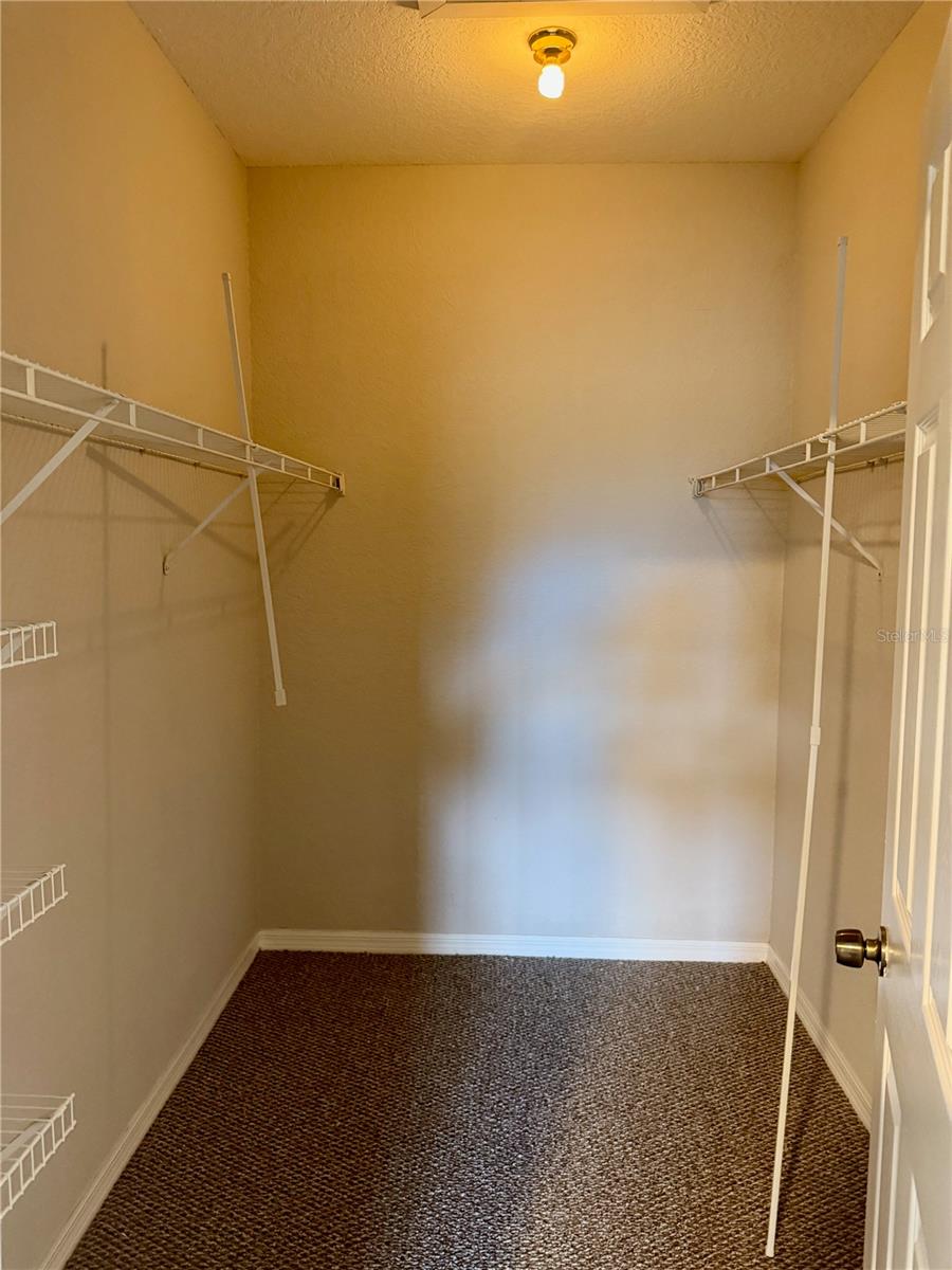 CRESCENT PLACE AT LAKE LOTUS CONDO - Residential Lease