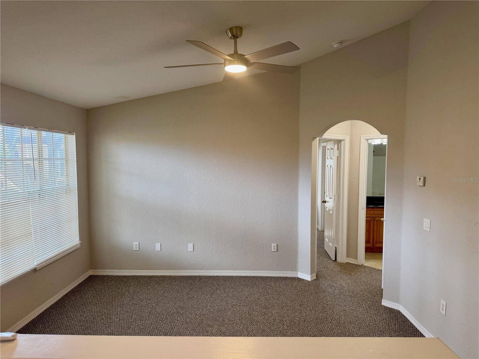 CRESCENT PLACE AT LAKE LOTUS CONDO - Residential Lease