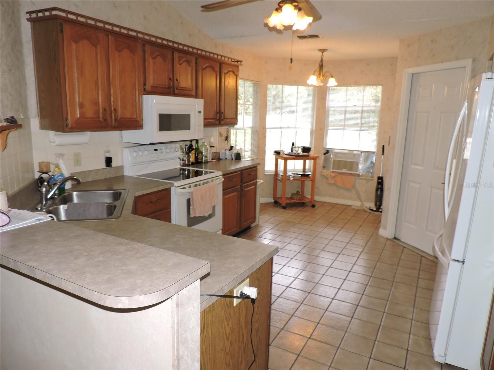 FAIRMONT - Residential