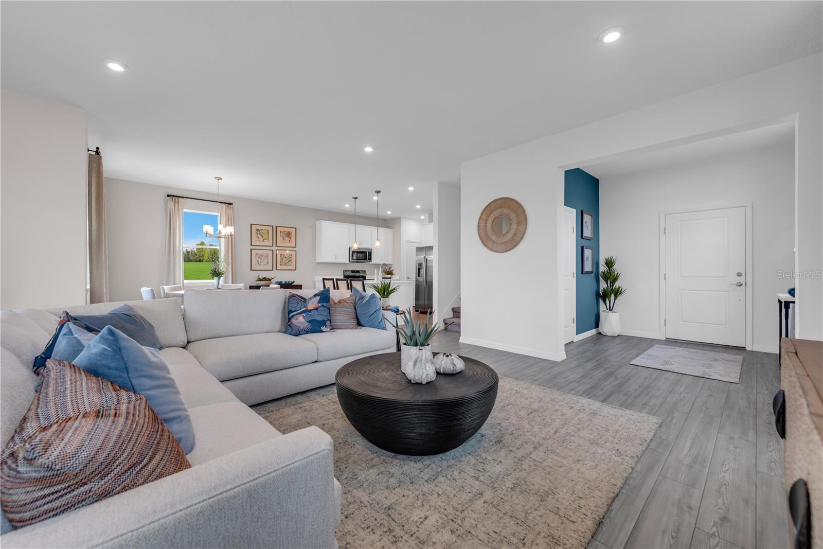 RESERVE AT COUNTRY CLUB LAKES ESTATES - Residential