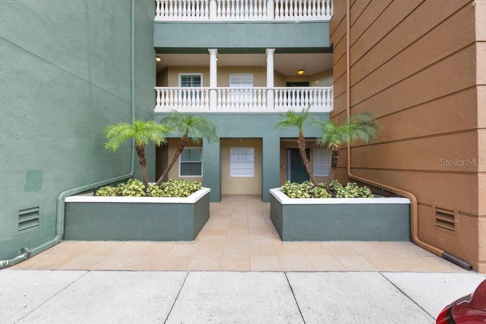 VIZCAYA HEIGHTS CONDO 07 - Residential