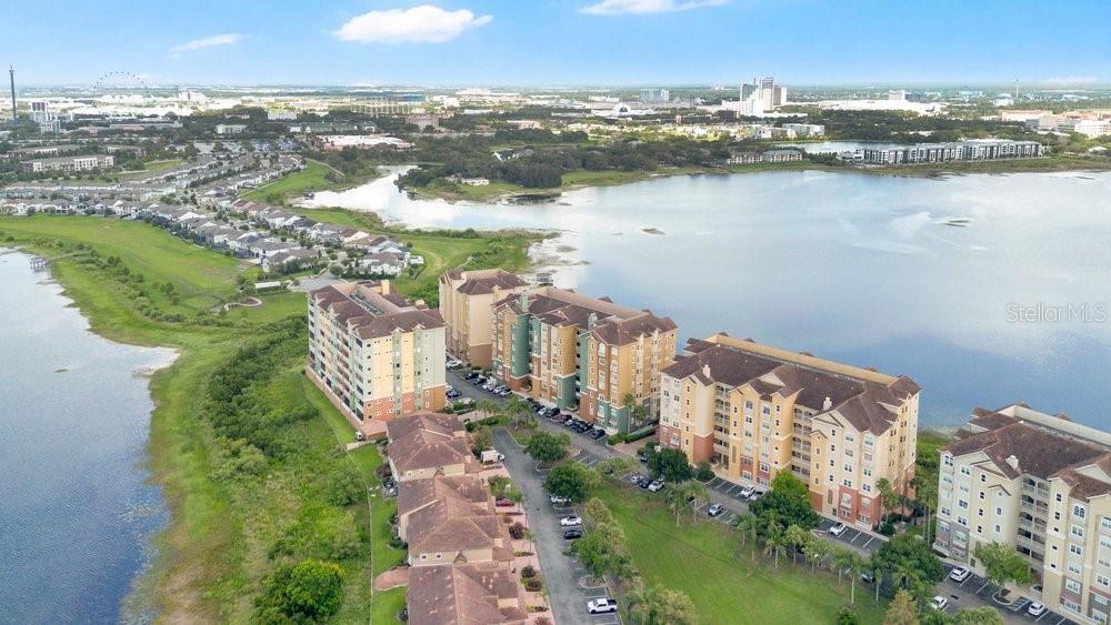 VIZCAYA HEIGHTS CONDO 07 - Residential